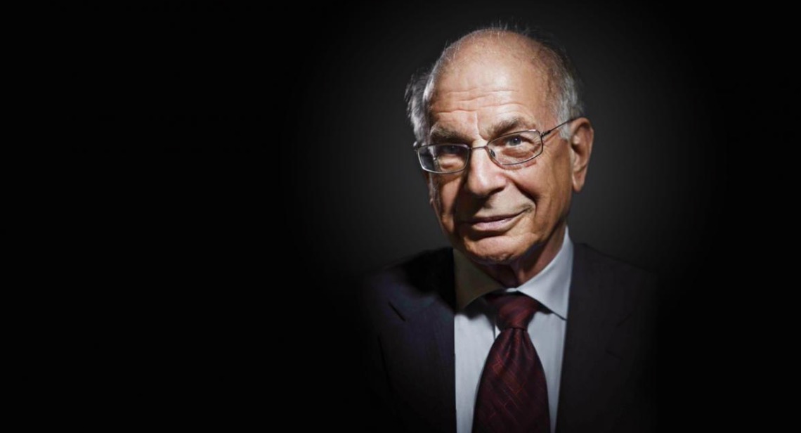 Field brengt hulde aan Daniel Kahneman die performance marketing tackelt
