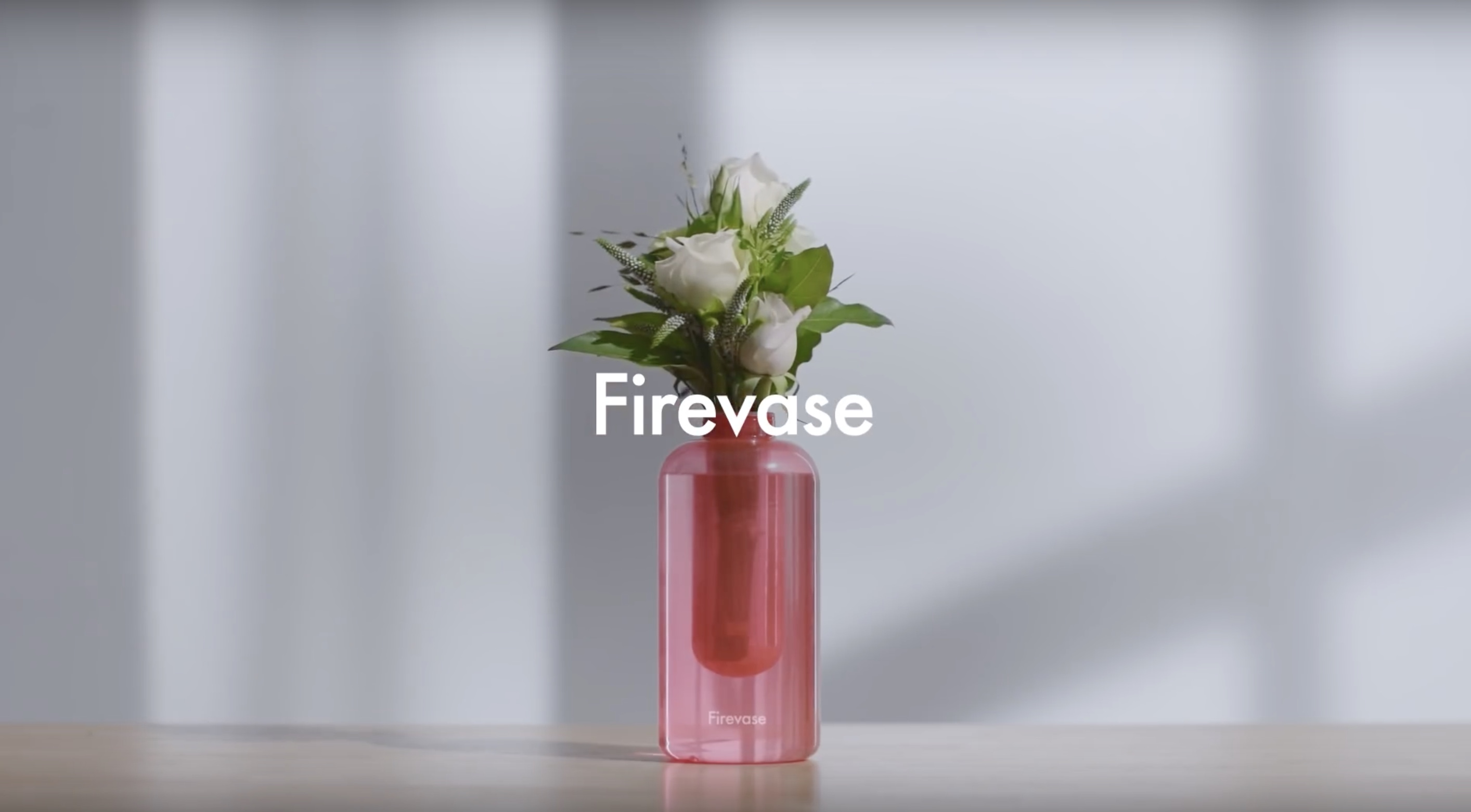 Samsung Insurance invente un vase extincteur (Focalys)