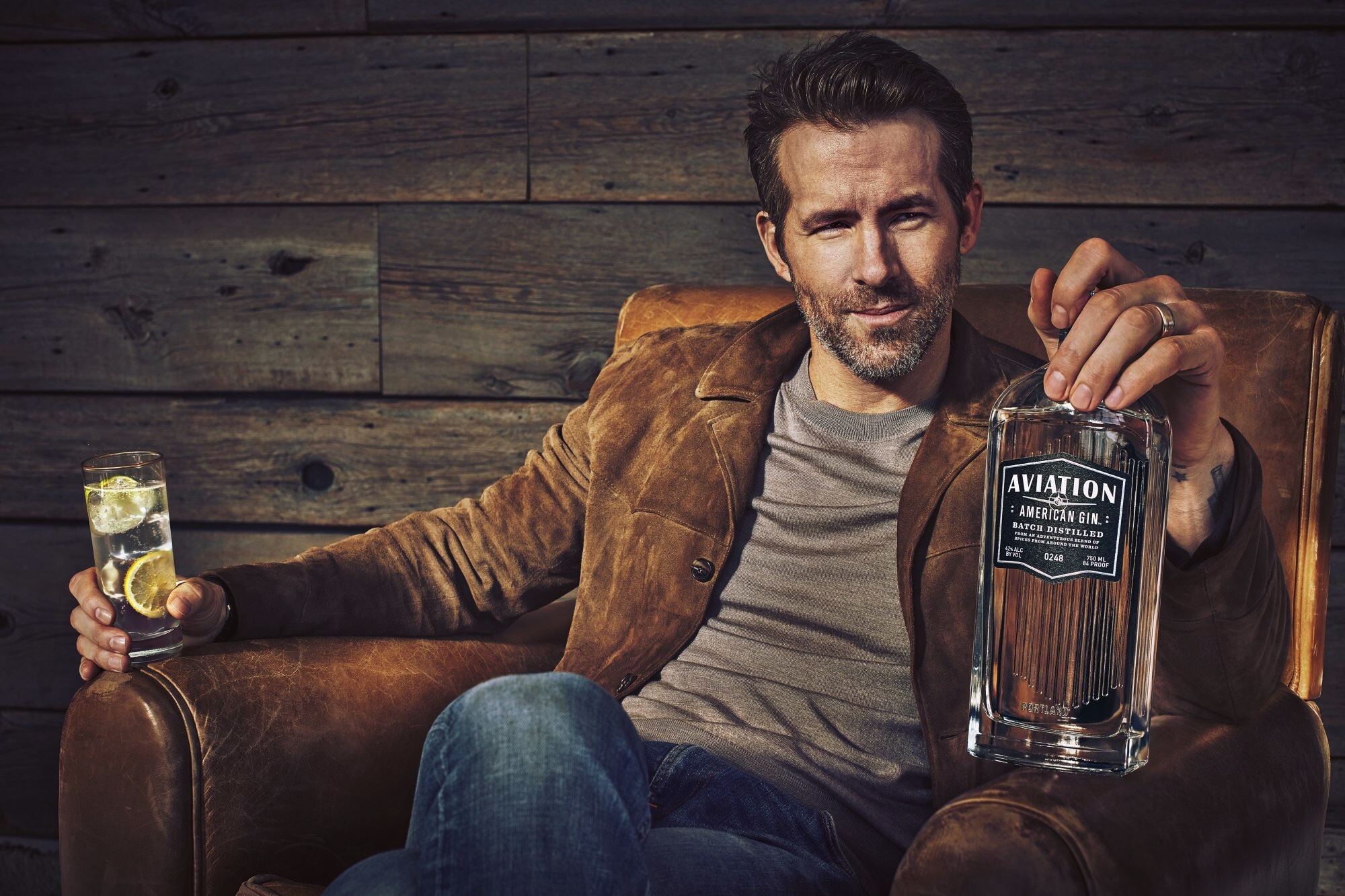 Diageo koopt Aviation Gin... en de creativiteit van  Ryan Reynolds