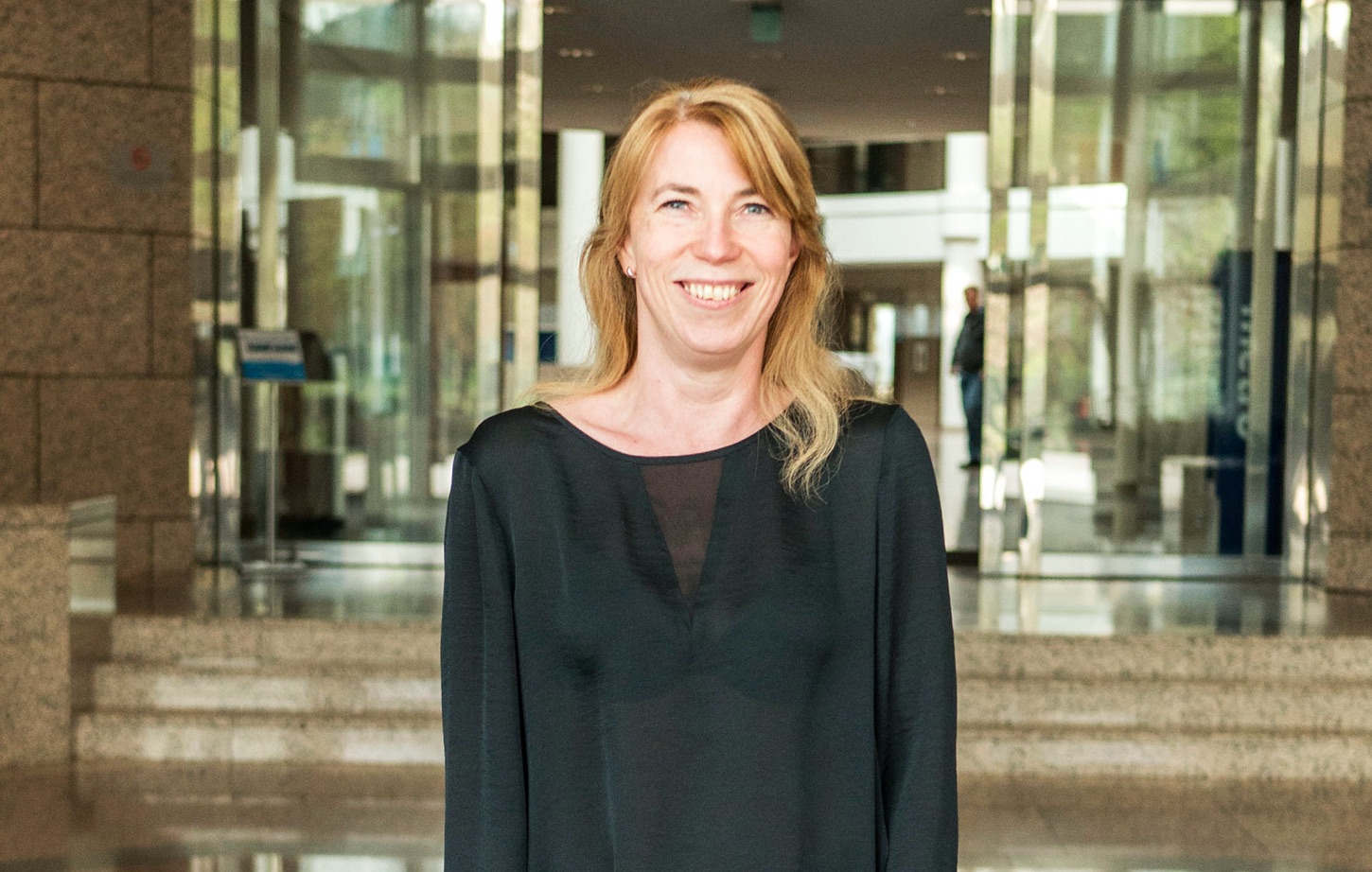 Valérie Bracke (KBC et présidente du jury AOTY) : 