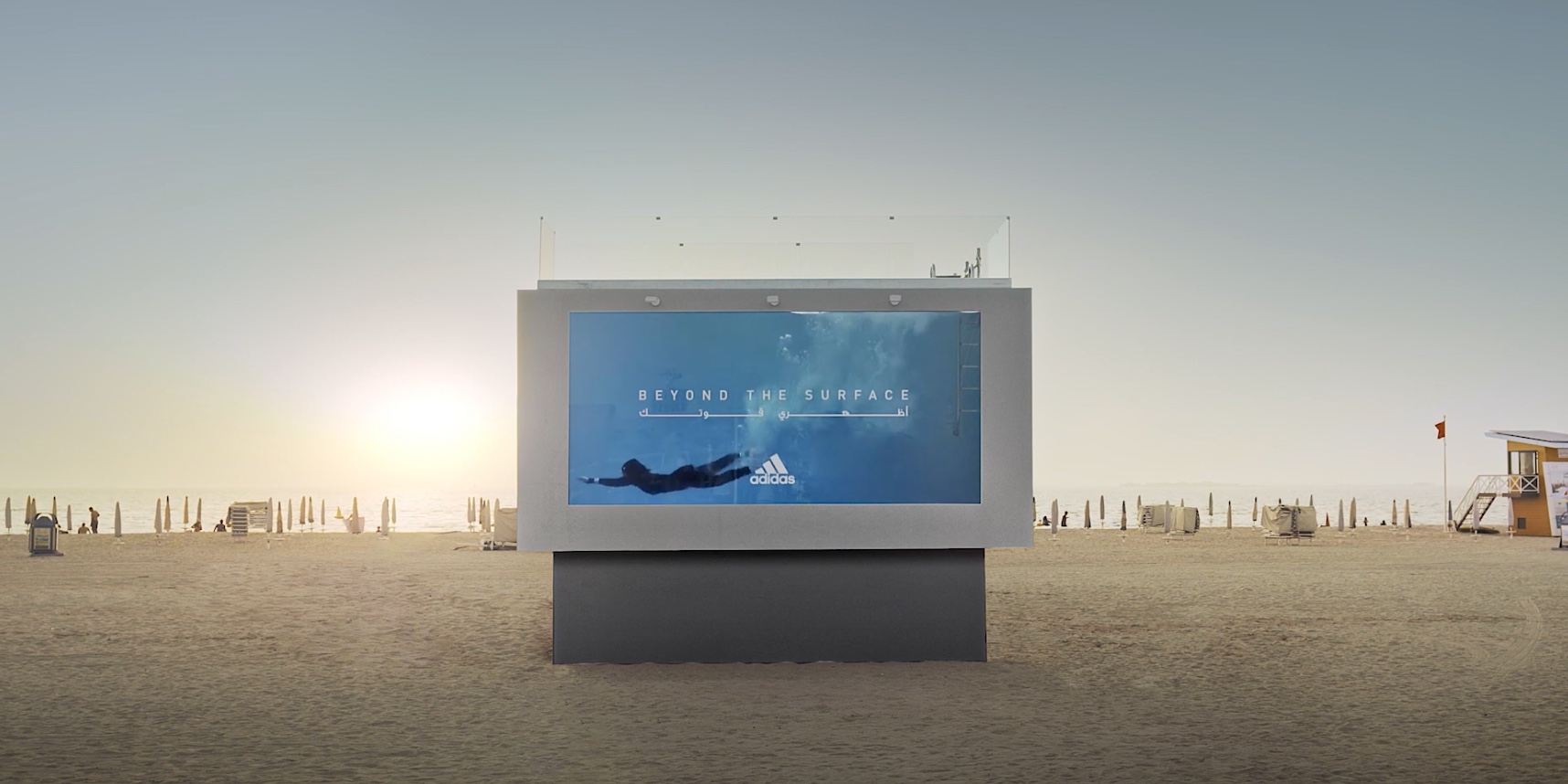 Havas creëert het eerste vloeibare billboard voor Adidas