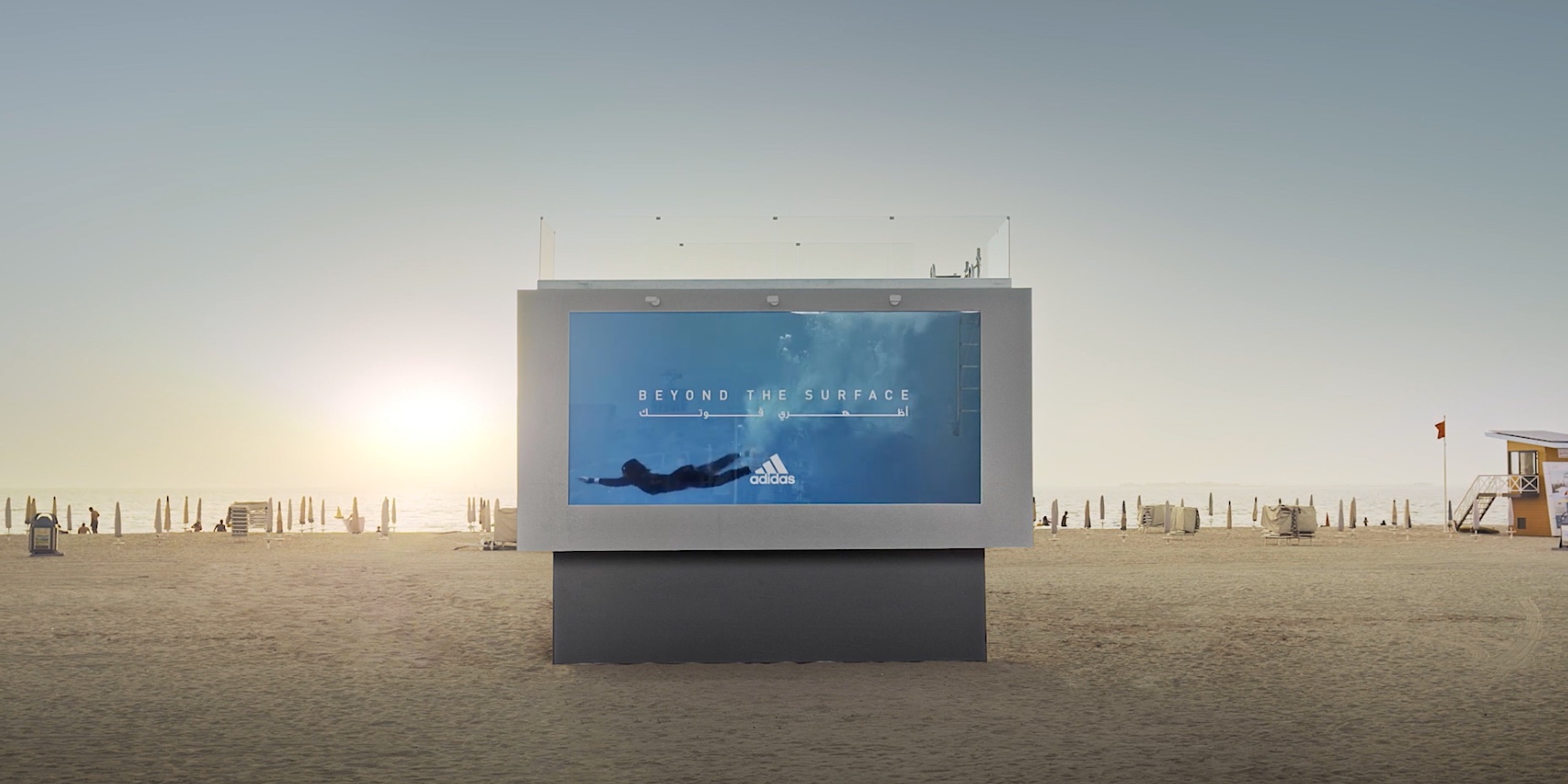 Havas creëert het eerste vloeibare billboard voor Adidas