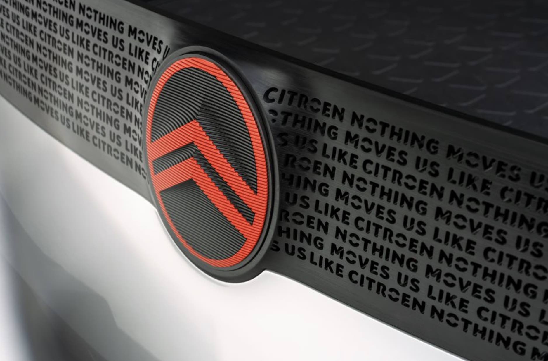 Citroën embarque un nouveau logo et une nouvelle identité 