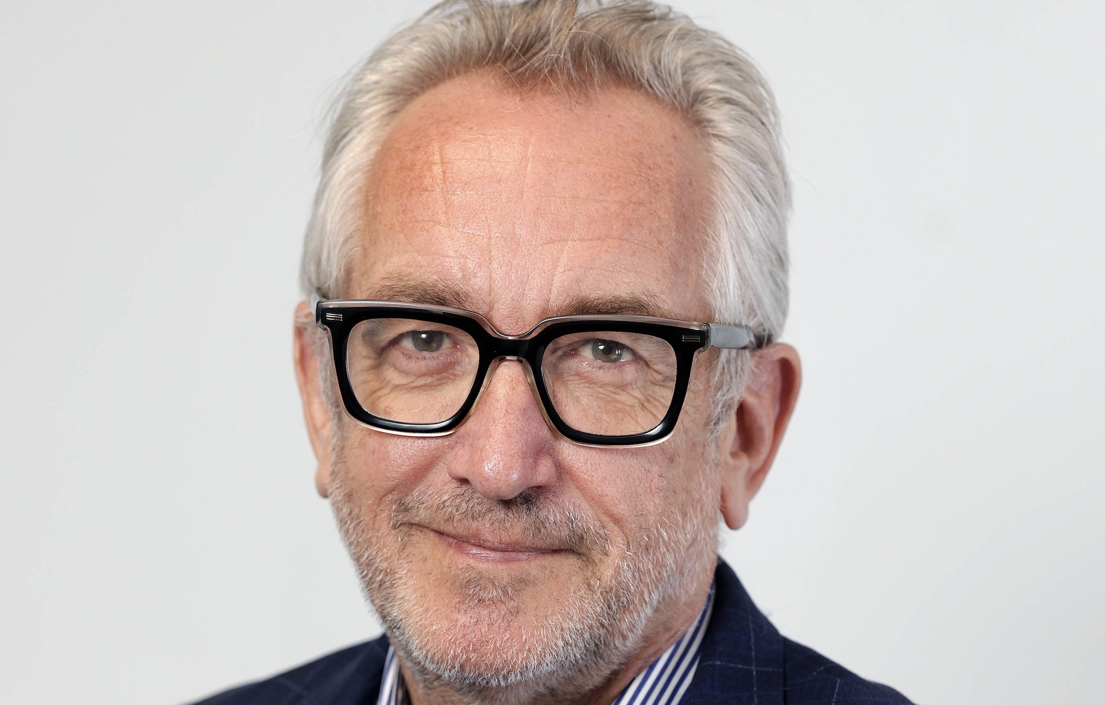 Peter Vandermeersch étrenne le Fellowship Journalisme et Société de Mediahuis