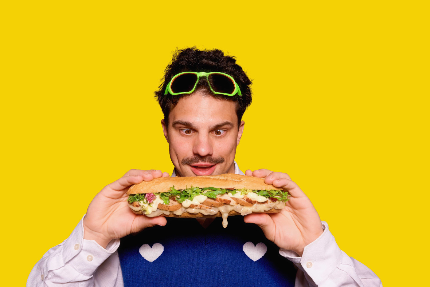 Panos et Average Rob créent un sandwich au vol-au-vent