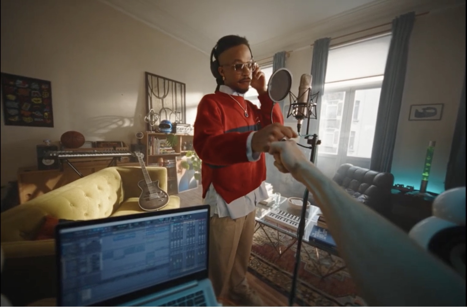 TBWA se débrouille pour Base