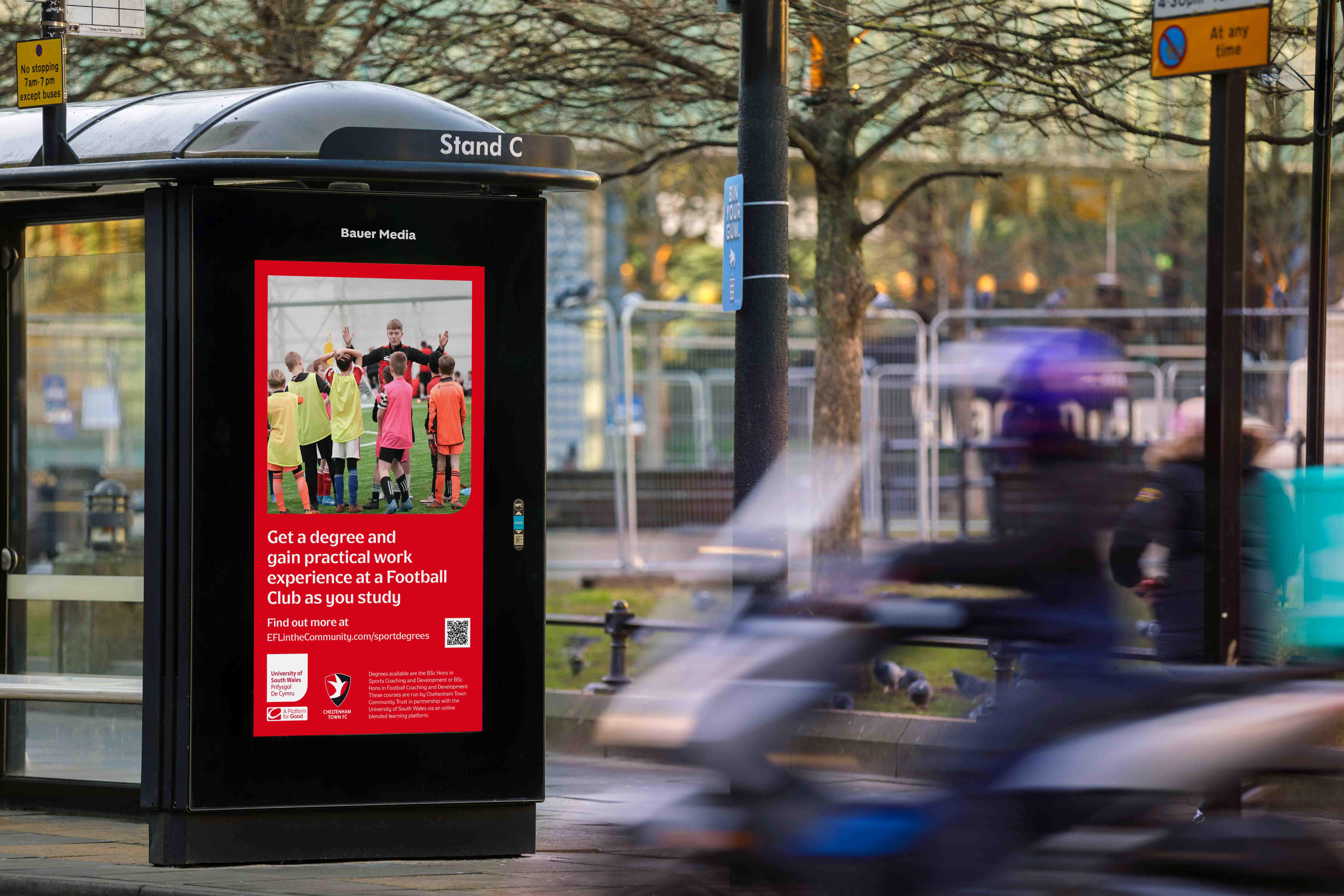 UMA Benchmark: OOH verwezenlijkt groei van 13% in 2025