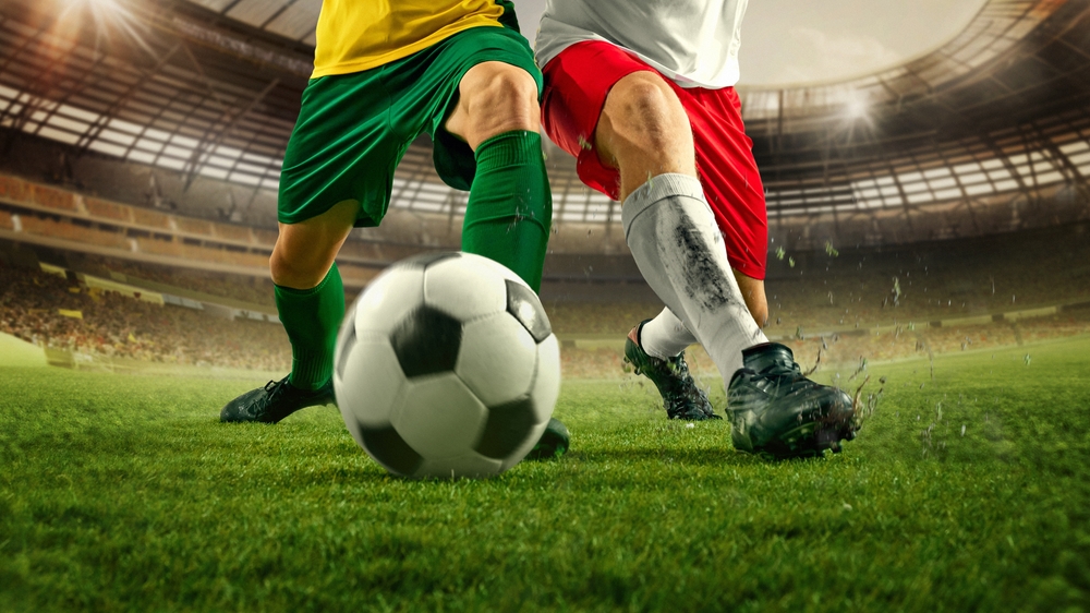 Seen from Space: Voetbal, grind en parels