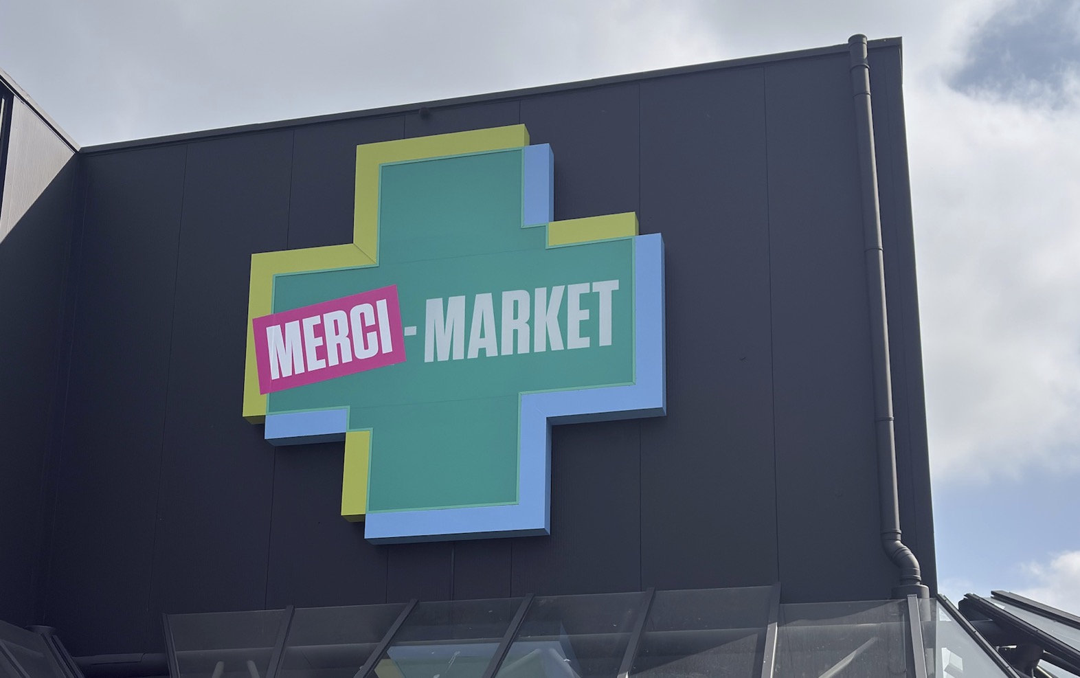 Medi-Market devient Merci-Market