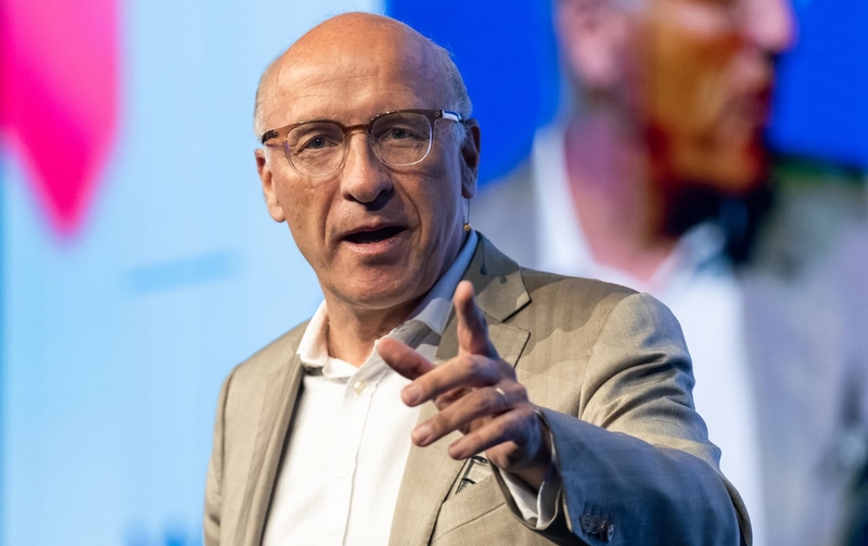 Ervan Pouliquen (Salesforce) : 