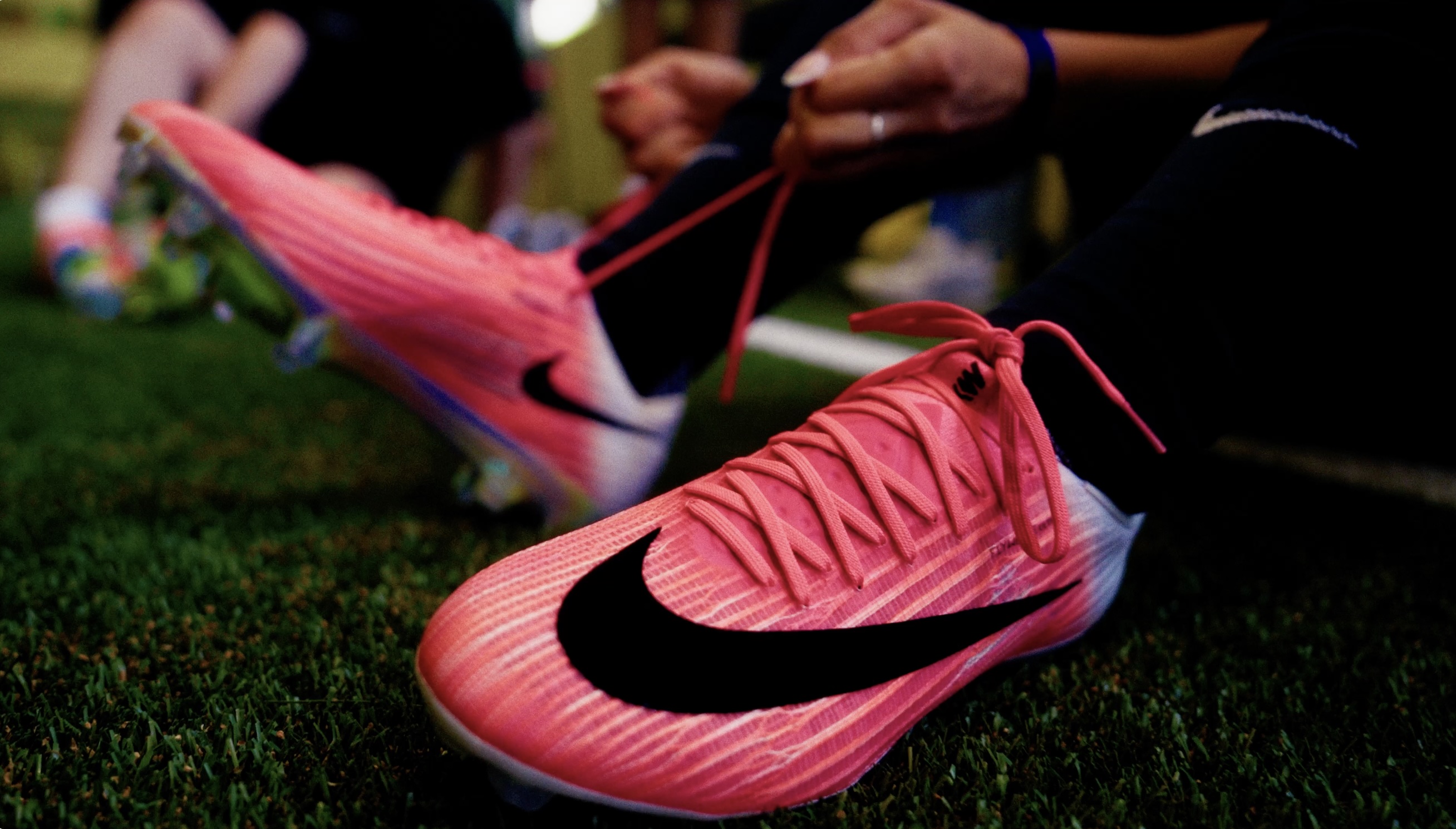 Nike bleue de Clairefontaine avec Mutant