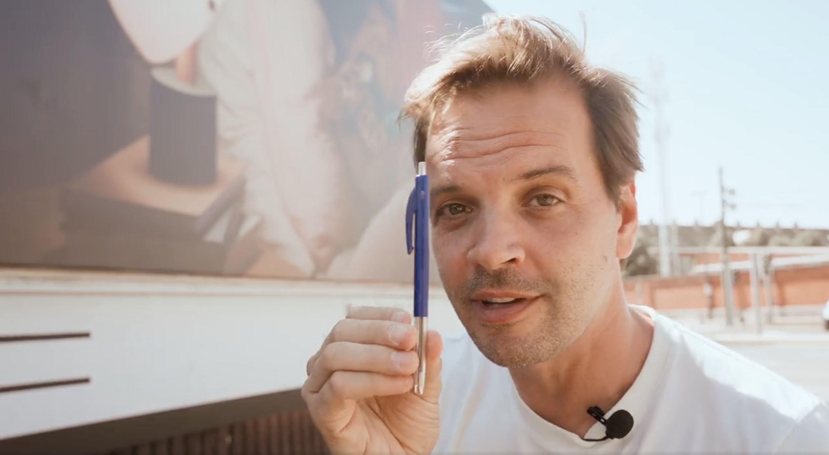 Let's GOOH! : Bic inspire les foules et Andrew Tindall