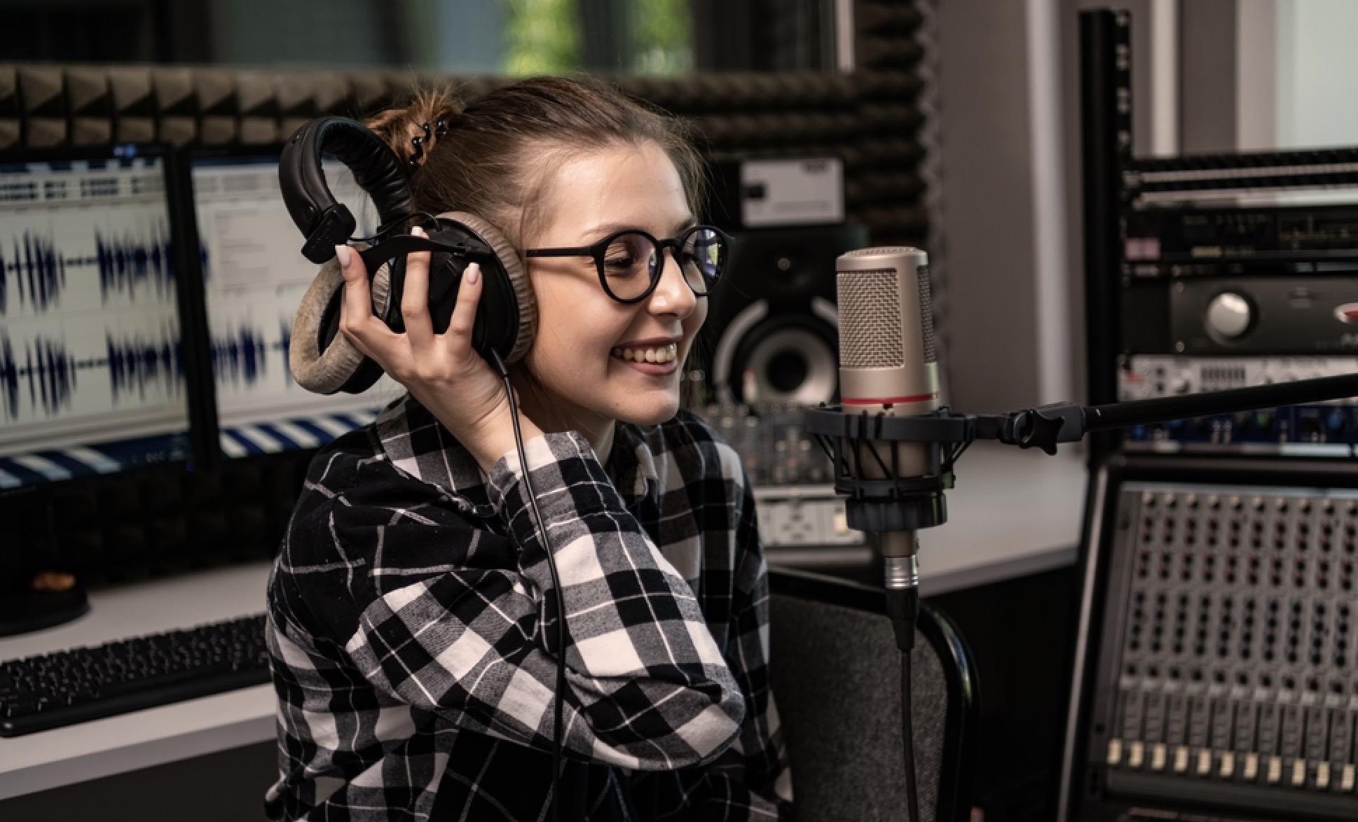 Franstalige radio's worden inclusiever, maar vrouwen blijven ondervertegenwoordigd
