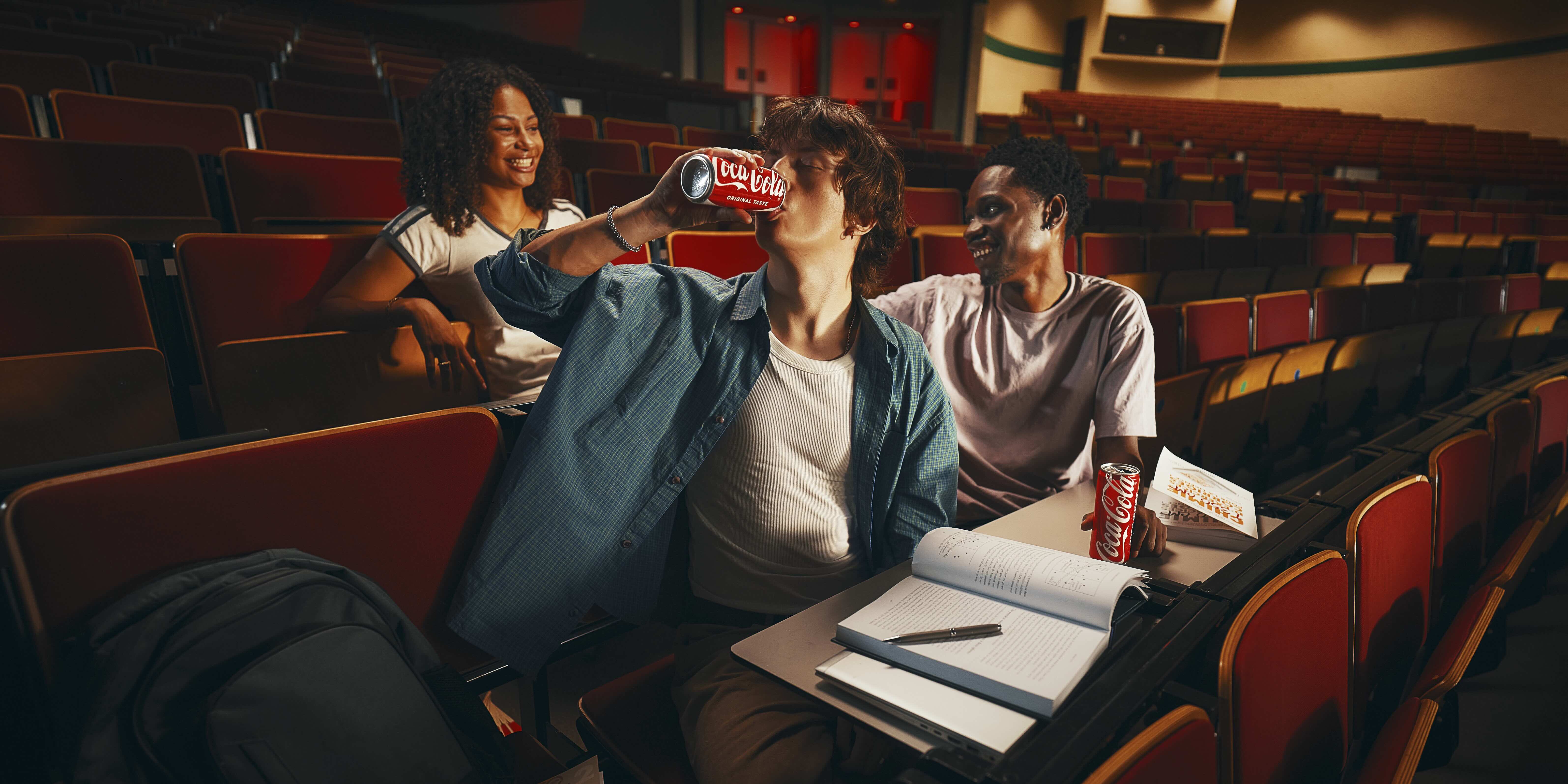 Coca-Cola étrenne une nouvelle campagne 100% locale