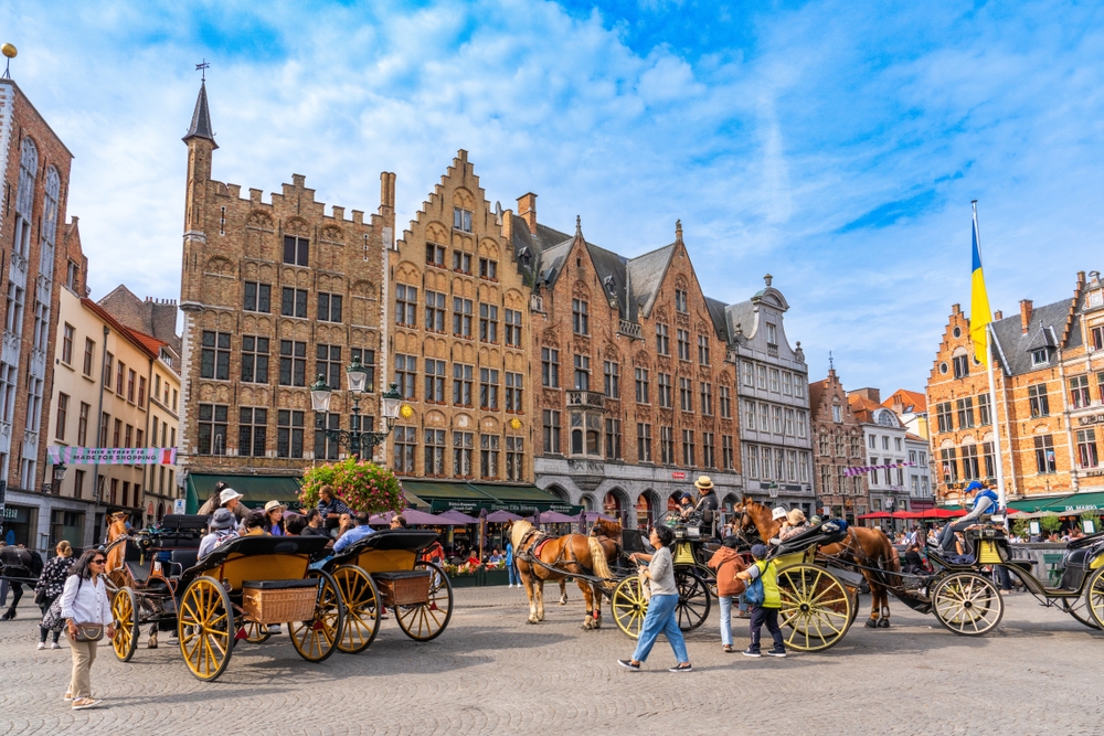 Bauer Media Outdoor se renforce &agrave; Bruges